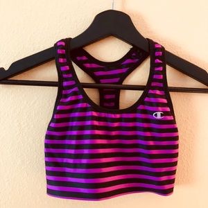 Champions Striped Sports Bra💙